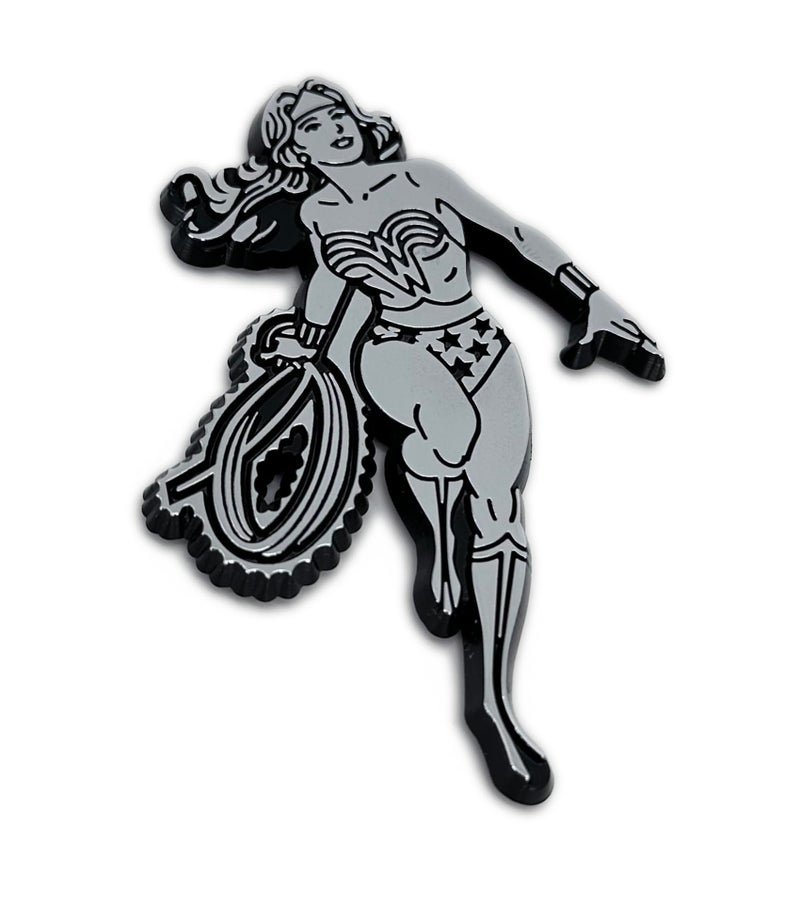 Elektroplate Offcially Licensed DC Comics Wonder Woman Vintage OEM Chrome Emblem for Cars, Trucks, and All Auto | Universal Fit at 3.25" x 2.25" | Weatherproof - Image 4